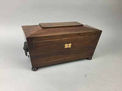 Lot 607 - A VICTORIAN ROSEWOOD TEA CADDY