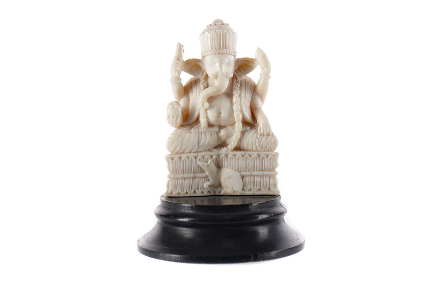 Lot 708 - A LATE 19TH/EARLY 20TH CENTURY INDIAN CARVED IVORY FIGURE OF SHIVA
