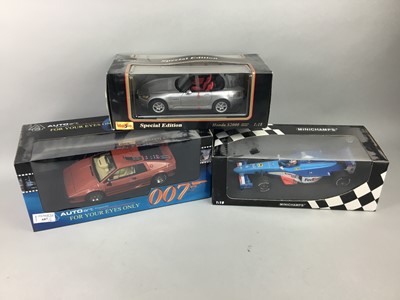 Lot 687 - A COLLECTION OF BOXED MODEL VEHICLES