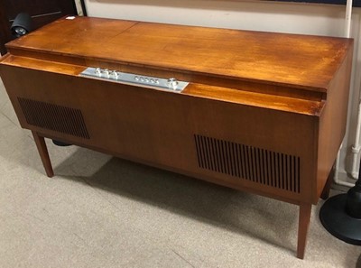 Lot 728 - A RETRO FERGUSON TEAK CASED RADIOGRAM