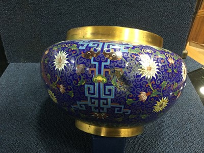 Lot 749 - AN EARLY 20TH CENTURY CHINESE CLOISONNE BOWL