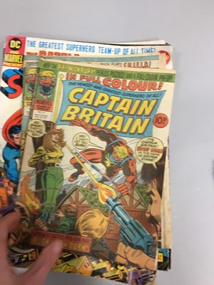 Lot 1664 - A COLLECTION OF MARVEL AND OTHER COMICS