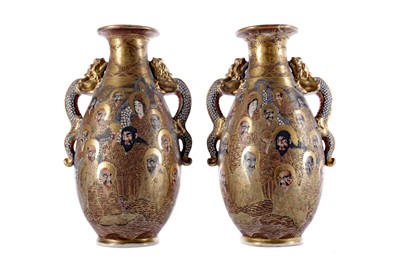 Lot 759 - A PAIR OF EARLY 20TH CENTURY JAPANESE VASES