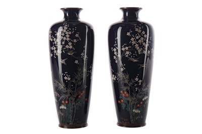 Lot 791 - A PAIR OF EARLY 20TH CENTURY JAPANESE CLOISONNE ENAMEL VASES