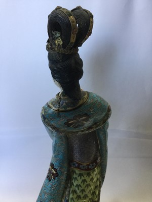 Lot 811 - A 20TH CENTURY CHINESE CLOISONNE FIGURE