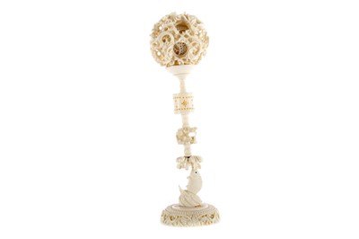 Lot 803 - AN EARLY 20TH CENTURY CHINESE IVORY CONCENTRIC BALL ON STAND