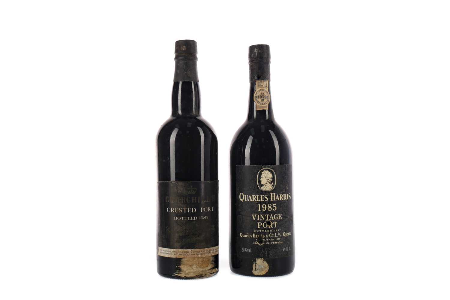 Lot 40 - QUARLES HARRIS 1985 VINTAGE PORT AND CHURCHILL'S CRUSTED PORT