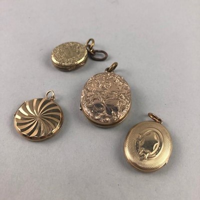 Lot 17 - A LOT OF FOUR VINTAGE YELLOW METAL LOCKETS