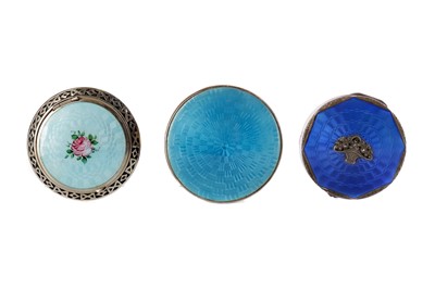 Lot 1721 - A LOT OF THREE COMPACTS