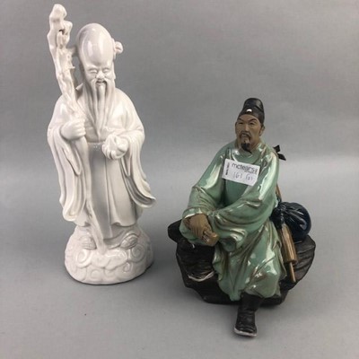 Lot 286 - A CHINESE BLANC DE CHINE FIGURE OF SHOU LAO AND ANOTHER