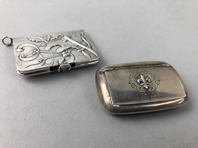 Lot 43 - A 19TH CENTURY SILVER PILL BOX AND A SILVER MATCH HOLDER