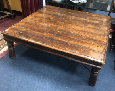 Lot 288 - A STAINED WOOD COFFEE TABLE