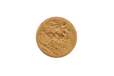 Lot 20 - A GOLD SOVEREIGN DATED 1910