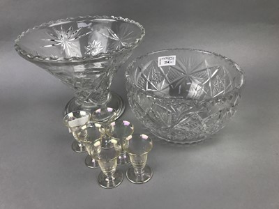 Lot 254 - A GROUP OF GLASSWARE