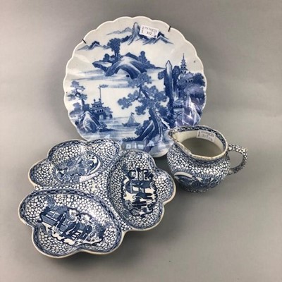 Lot 312 - A BLUE AND WHITE TREFOIL DISH, CHARGER AND A JUG