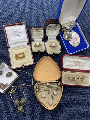 Lot 376 - A LOT OF JEWELLERY INCLUDING TWO GOLD WEDDING BANDS