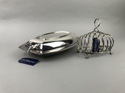 Lot 404 - A SILVER AFTERNOON TEA POT AND GROUP OF PLATED ITEMS