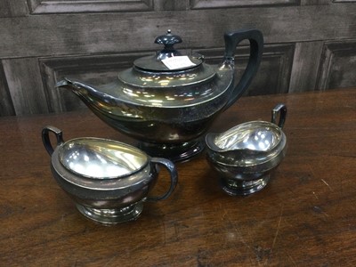 Lot 479 - A 20TH CENTURY BED WARMING PAN AND THREE PIECE PLATED TEA SERVICE