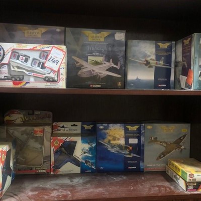 Lot 200 - A LOT OF MODEL VEHICLES IN ORIGINAL BOXES