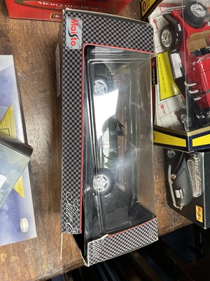 Lot 250 - A LOT OF MODEL VEHICLES IN ORIGINAL BOXES