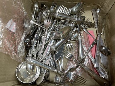 Lot 263 - A LOT OF SILVER PLATED WARE, INCLUDING CUTLERY