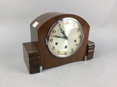 Lot 122 - A LOT OF FOUR STAINED WOOD MANTEL CLOCKS