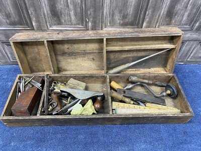 Lot 118 - A LOT OF WOOD WORKING AND OTHER TOOLS