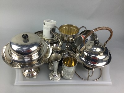 Lot 18 - AN EARLY 20TH CENTURY SILVER PLATED KETTLE ON STAND AND OTHER PLATE