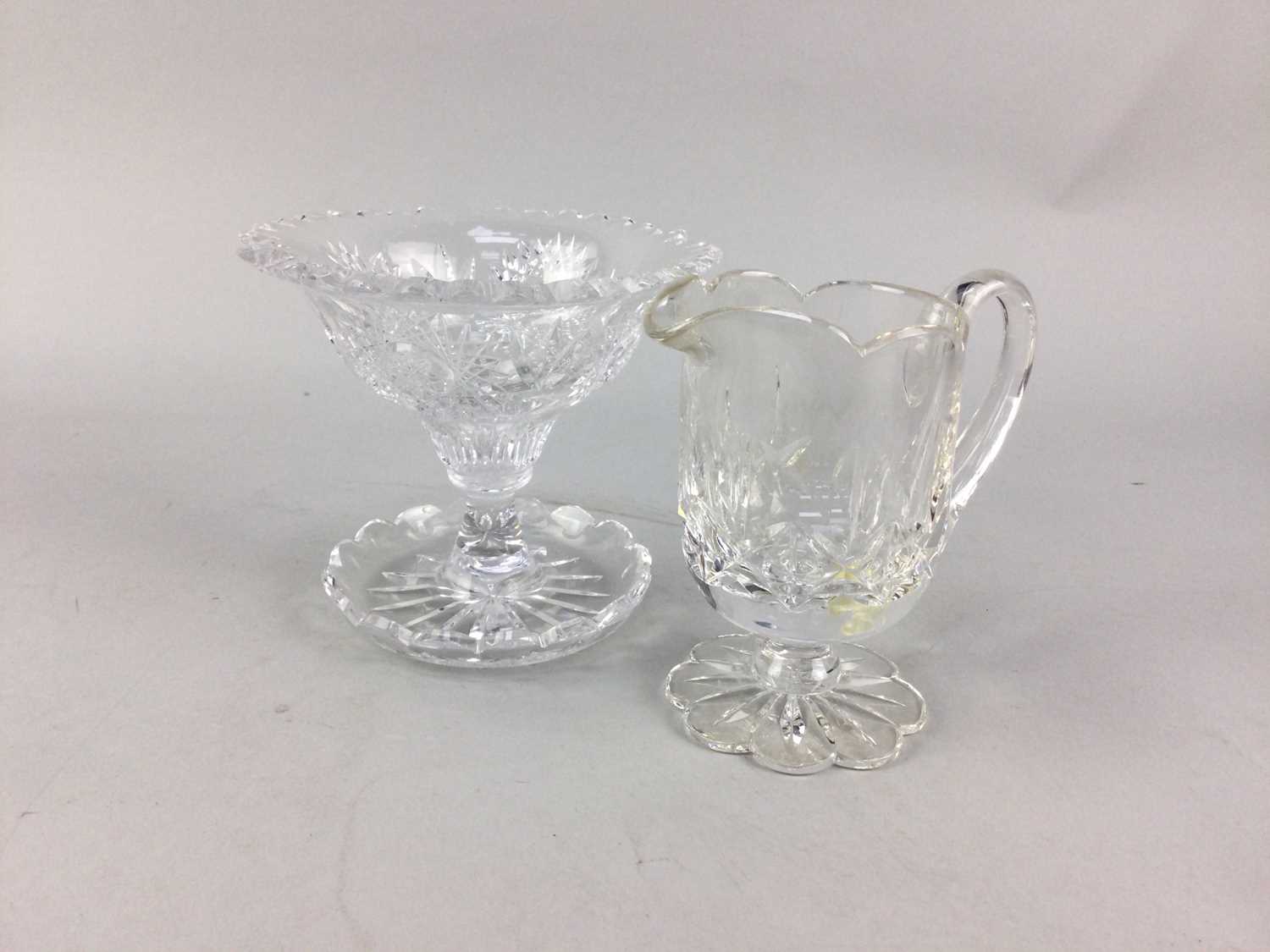 Lot 24 - A ROYAL BRIERLEY 'MUSEUM COLLECTION CRYSTAL JUG' AND OTHER GLASS WARE