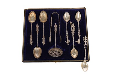Lot 429 - A CASED COMPOSITE SET OF APOSTLE SPOONS AND TONGS