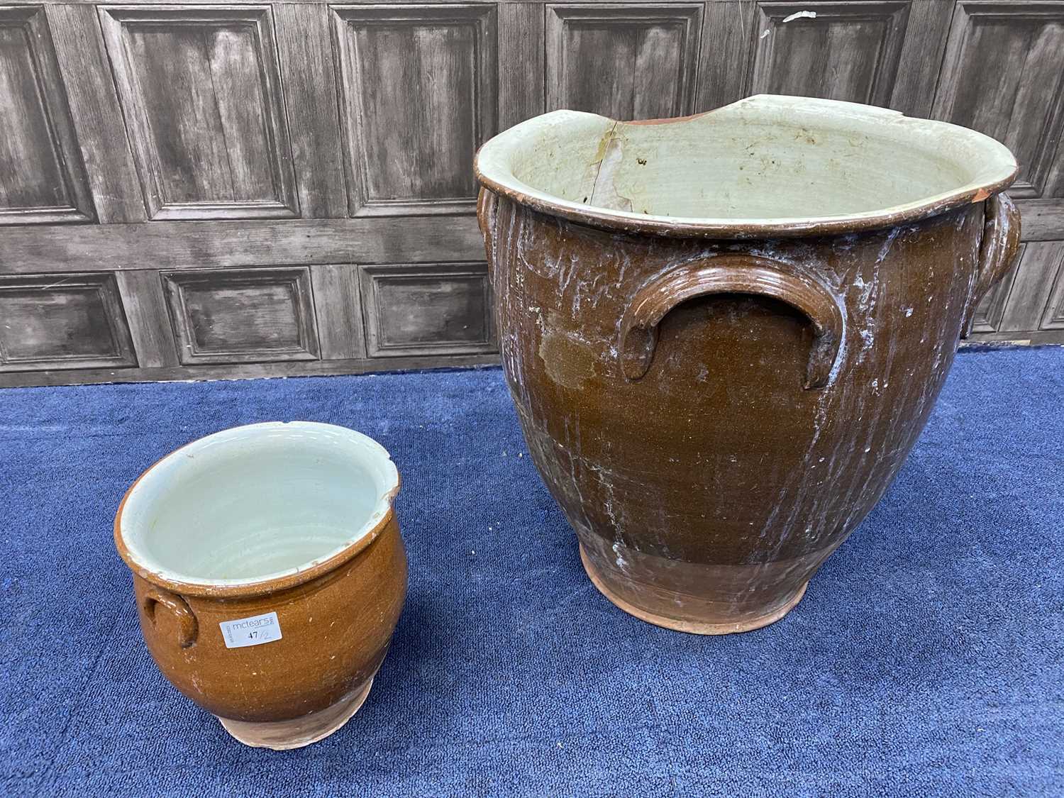 Lot 47 - A LOT OF TWO PLANTERS