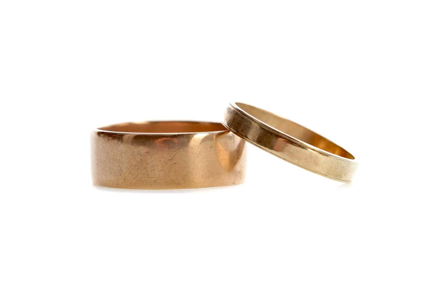 Lot 542 - TWO GOLD WEDDING RINGS