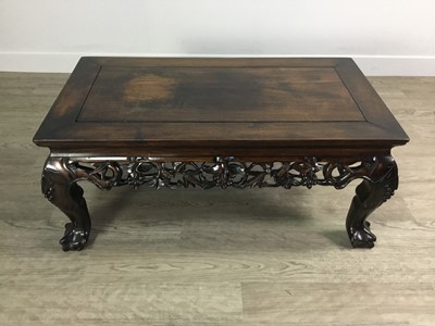 Lot 754 - A CHINESE LOW TABLE