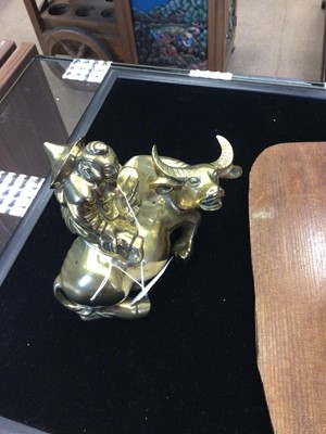 Lot 826 - A 20TH CENTURY CHINESE BRONZE GROUP OF A BUFFALO AND RIDER