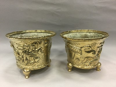 Lot 840 - A PAIR OF EARLY 20TH CENTURY CHINESE BRONZE OPEN CENSERS
