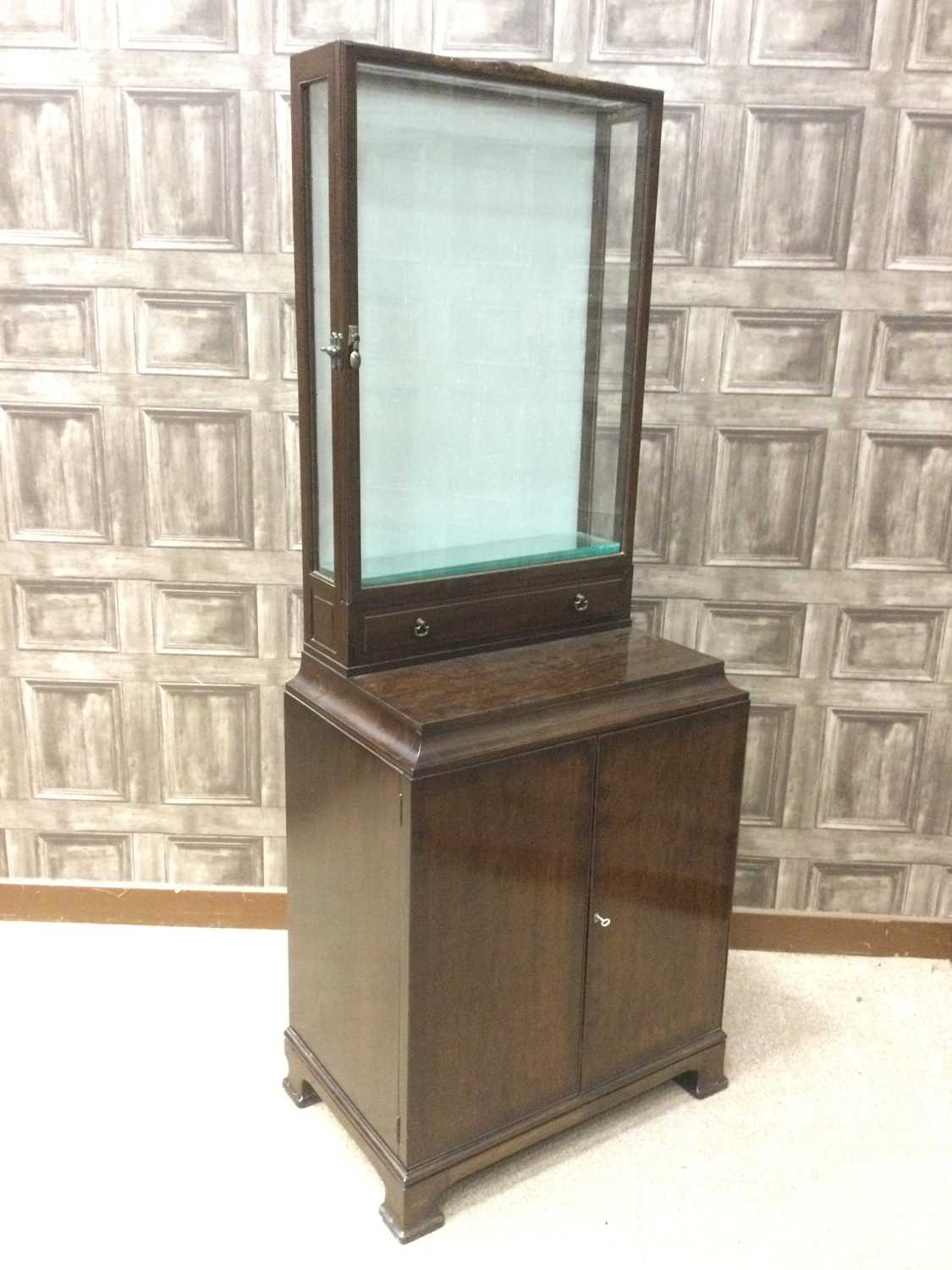 Lot 1360 - A WHYTOCK & REID MAHOGANY DISPLAY CABINET ON STAND