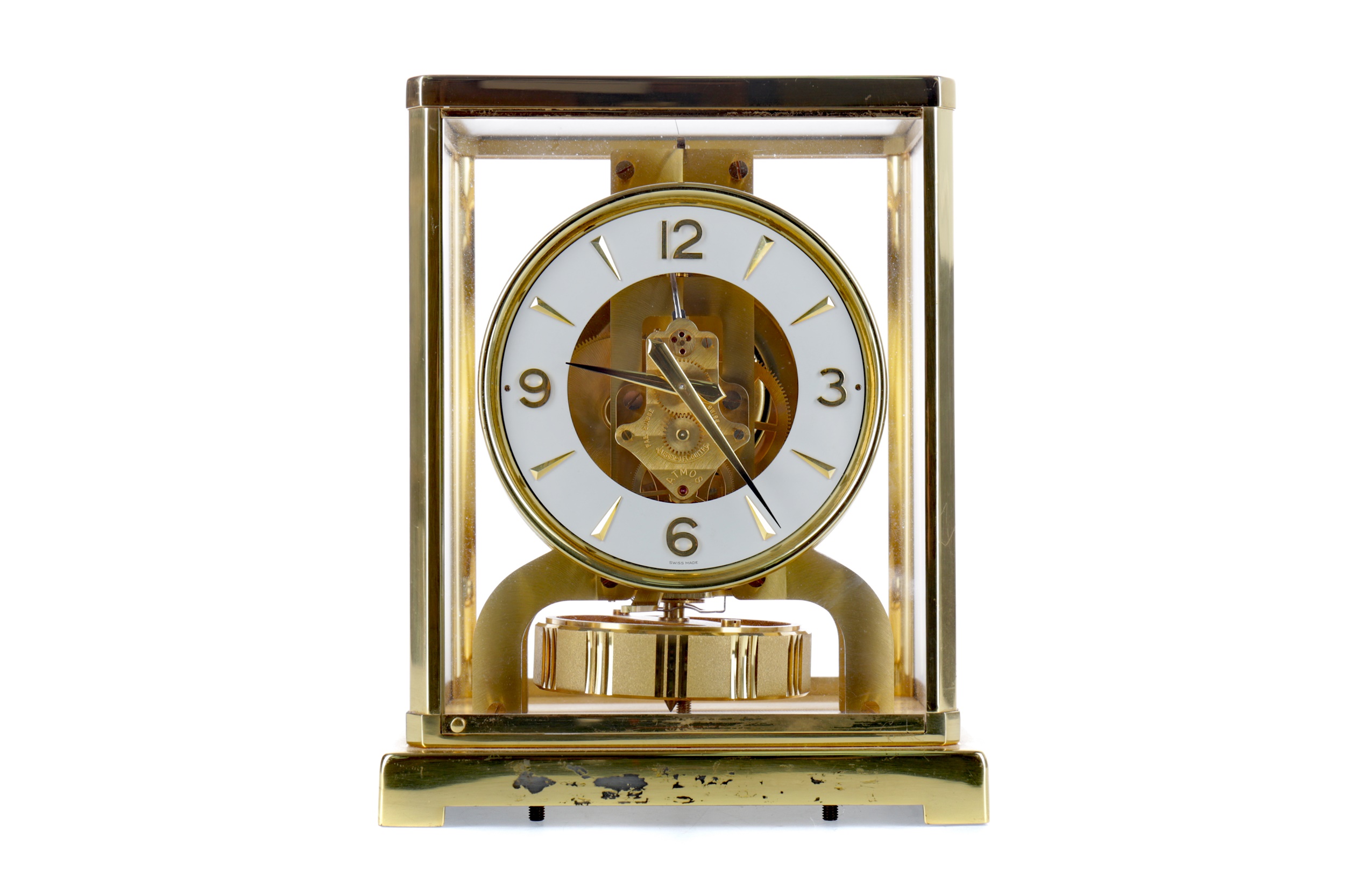 Lot 1668 A JAEGAR LE COULTRE ATMOS CLOCK WITH WALL