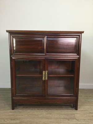 Lot 796 - A CHINESE SIDE CABINET