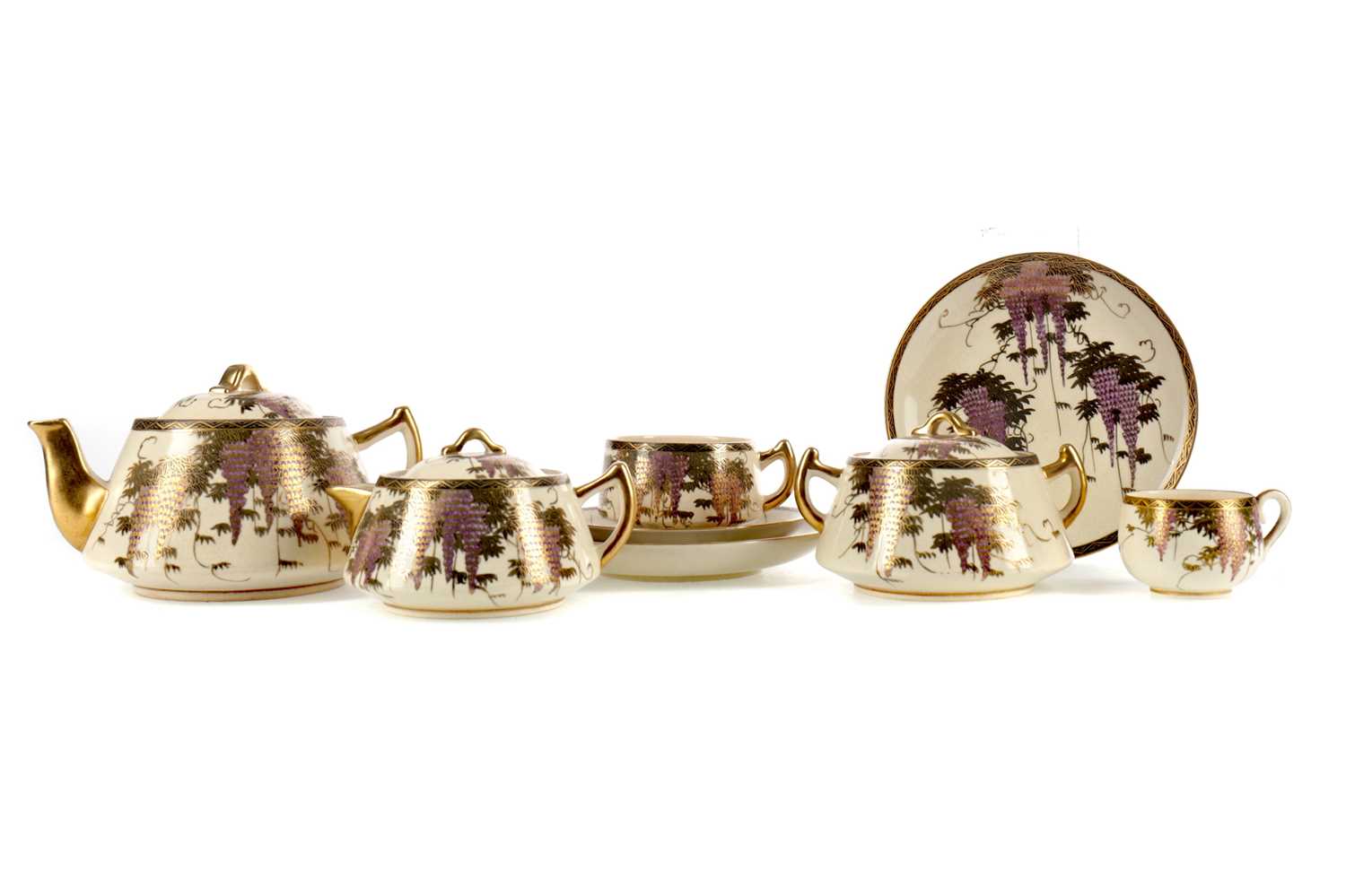 Lot 873 - AN EARLY/MID 20TH CENTURY JAPANESE SATSUMA TEA AND COFFEE SERVICE