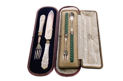 Lot 461 - TWO CASED SILVER SERVING SETS