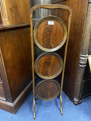 Lot 206 - A MAHOGANY FOLDING CAKESTAND