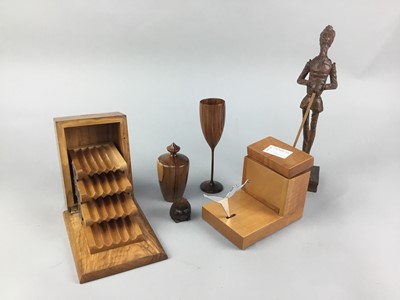Lot 156 - A LOT OF CARVED WOOD ITEMS
