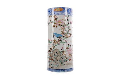 Lot 331 - A LATE 19TH CENTURY CHINESE FAMILLE ROSE VASE