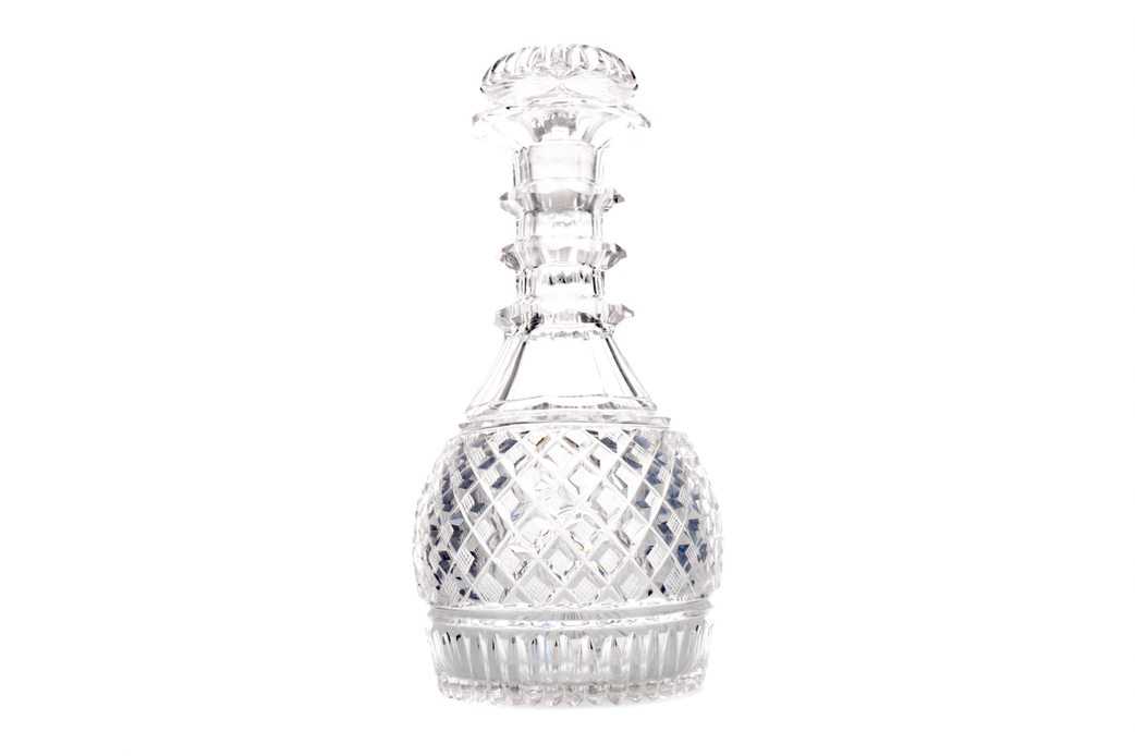 Lot 198 - AN EARLY 19TH CENTURY CUT GLASS DECANTER
