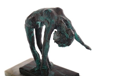Lot 762 - AKIN TO DESPAIR, A SCUPLTURE BY OLIVE THOMSON