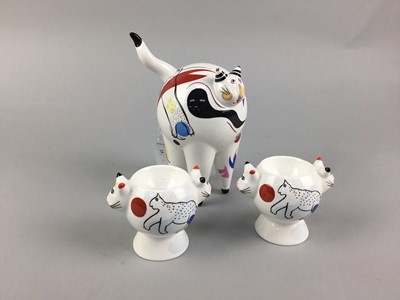 Lot 15 - A VILLEROY & BOCH CERAMIC CAT AND EGG CUPS