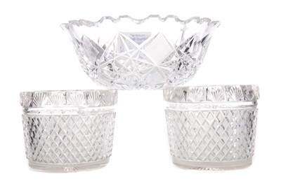 Lot 252 - A PAIR OF EARLY 19TH CENTURY CUT GLASS BOWLS, ALONG WITH A MONTEITH