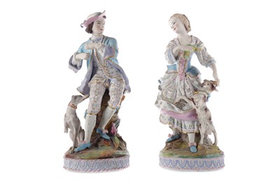 Lot 401 - A PAIR OF LATE 19TH CENTURY CONTINENTAL BISCUIT PORCELAIN FIGURES