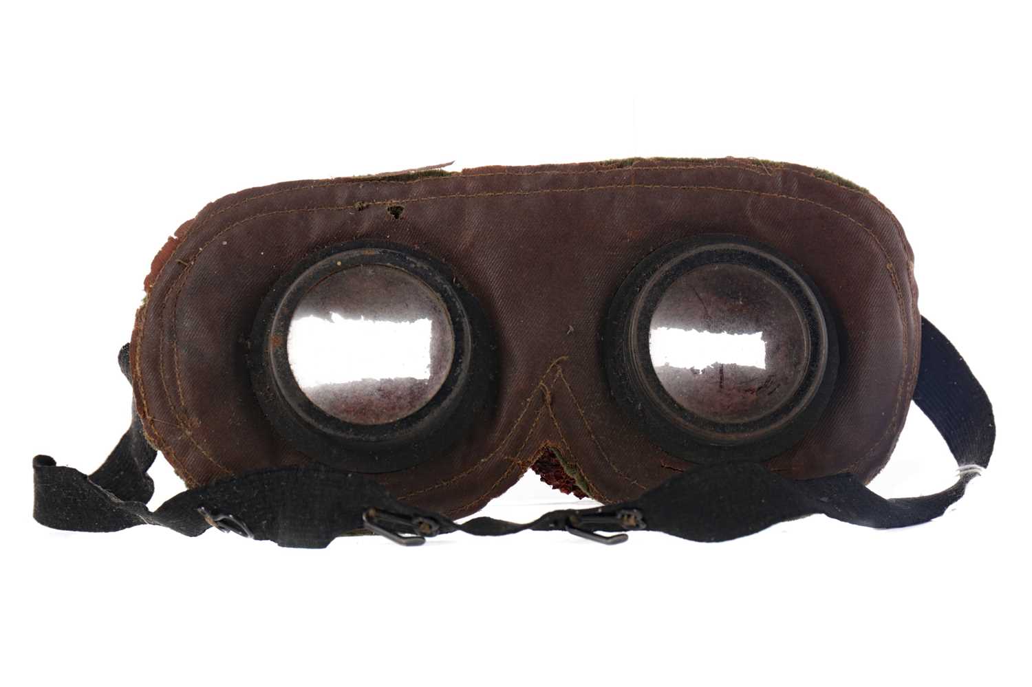 Lot 1348 - A PAIR OF BRITISH WWI ANTI-GAS GOGGLES