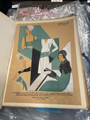 Lot 1401 - A LOT OF FIVE 'LES IDEES NOUVELLES DE LA MODE ET DES ARTS' FRENCH FASHION MAGAZINES 1928